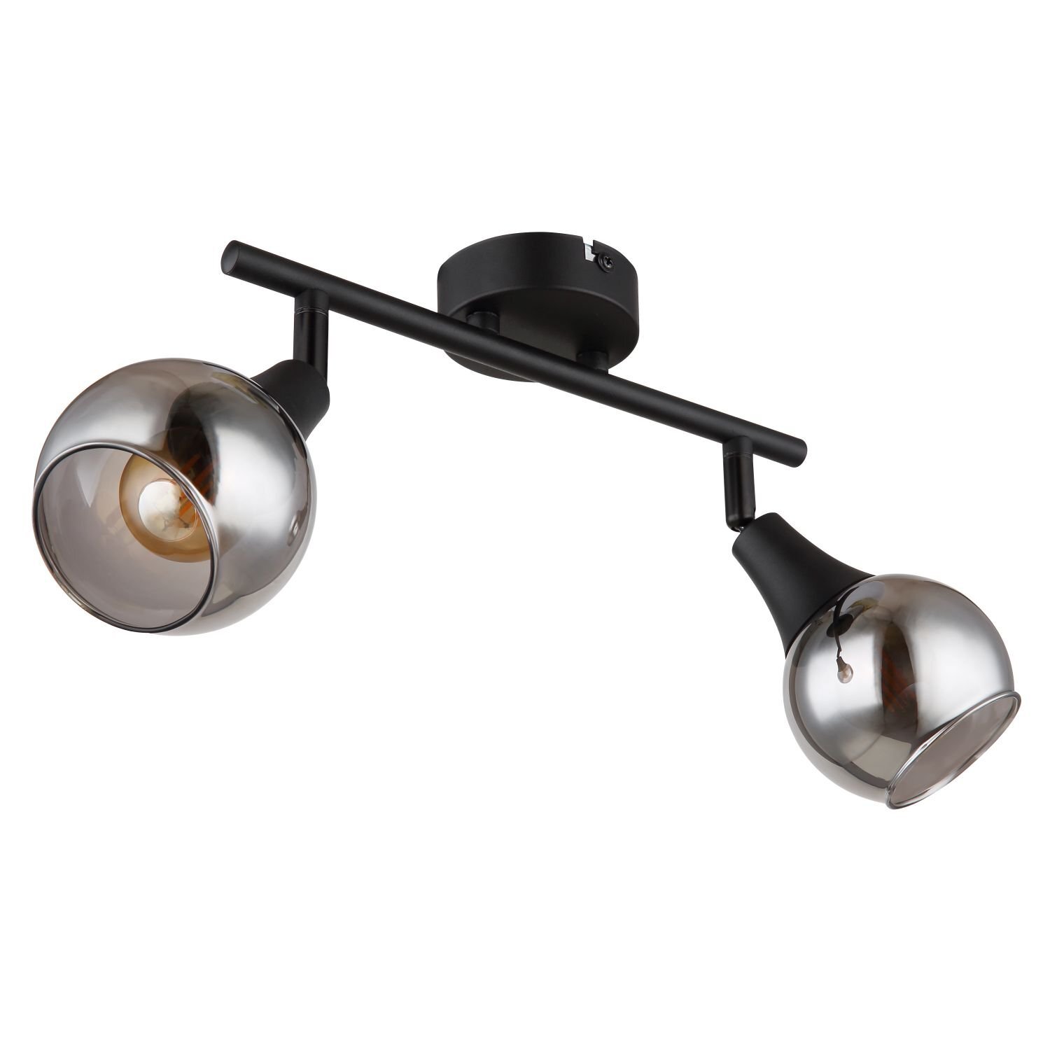 Lampa sufitowa z dwoma kulistymi reflektorami o metalicznym wykończeniu, zamontowana na czarnym, prostym ramieniu. Reflektory są skierowane w różnych kierunkach, co umożliwia regulację oświetlenia.