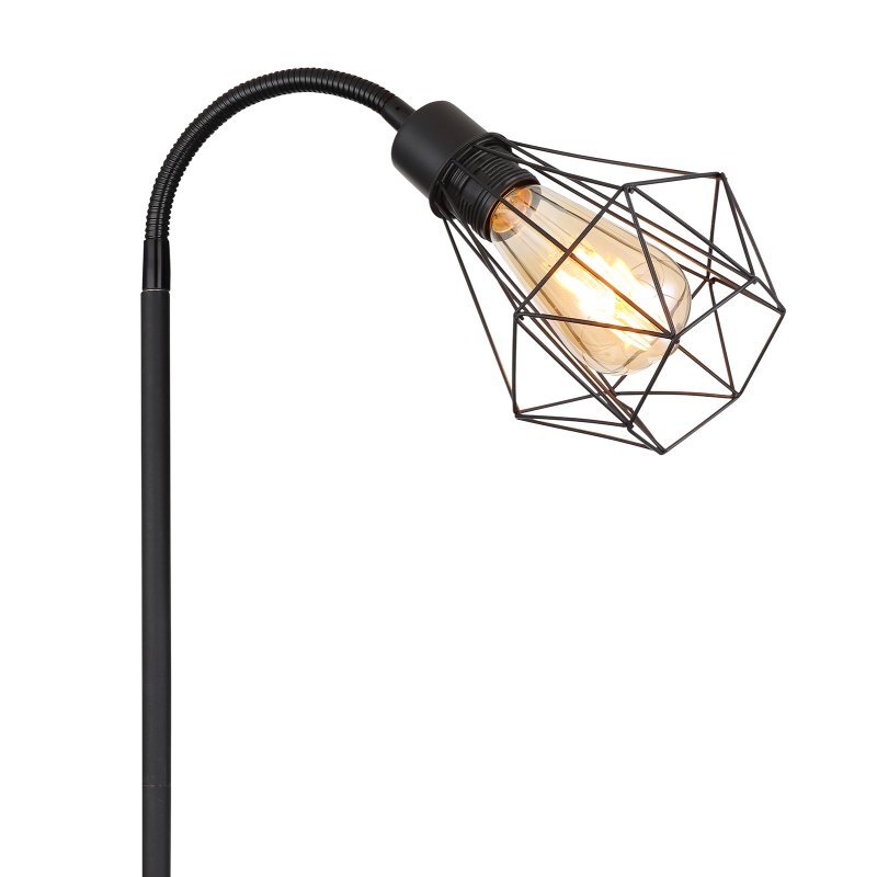 Czarna matowa lampa podłogowa z metalowym kloszem w formie siatki, w której znajduje się żarówka. Lampa posiada elastyczne ramię umożliwiające regulację.