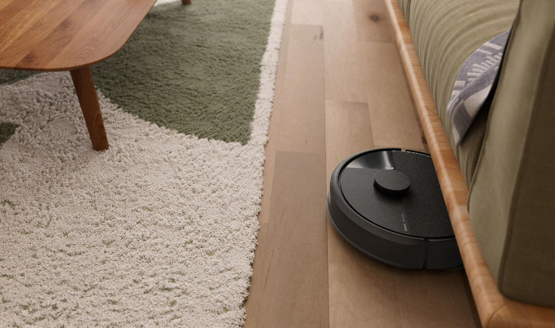 Robot sprzątający IROBOT Roomba Combo 105 AutoEmpty Czarny wygląd design tło prezentacja wizualizacja lifestyle Sprzątanie bez wysiłku