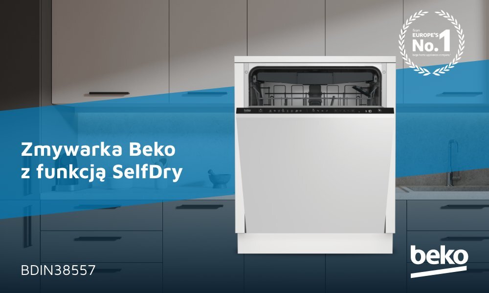 Zmywarka Beko z funkcją SelfDry jest umieszczona na tle kuchennych szafek. Widoczny jest tekst: \'Zmywarka Beko z funkcją SelfDry\' oraz \'BDIN38557\', a także logo \'beko\'.