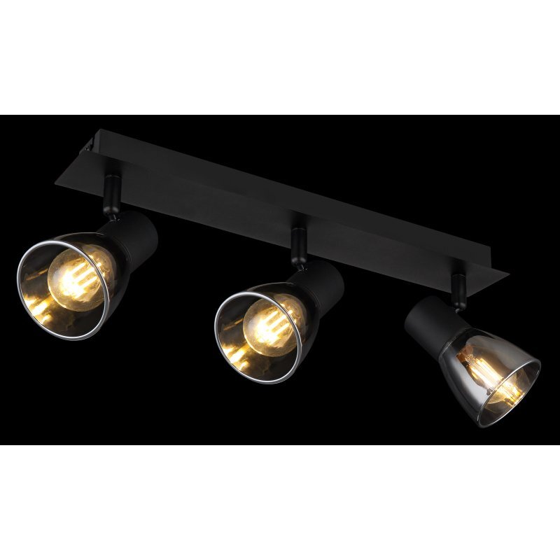 Lampa sufitowa z trzema reflektorami w czarnym matowym wykończeniu i przydymionym szkle. Każdy reflektor zawiera widoczną żarówkę.