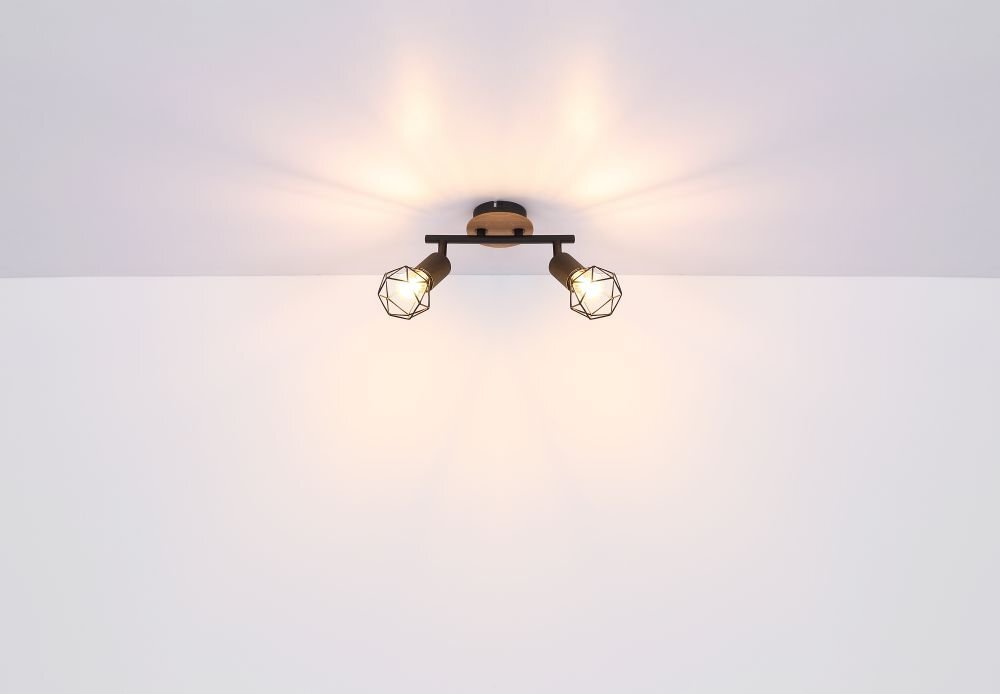 Na obrazie widoczna jest lampa sufitowa z dwoma źródłami światła, zamontowana na białym suficie. Lampa ma czarną metalową konstrukcję z brązowymi drewnianymi elementami.