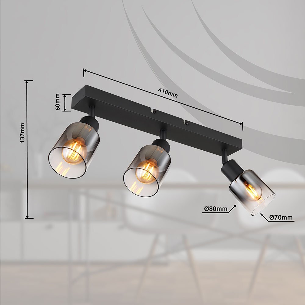 Lampa sufitowa z trzema źródłami światła, każde w przydymionym szkle, zamontowana na czarnym matowym uchwycie. Wymiary: długość 410 mm, wysokość 137 mm, średnica kloszy 80 mm i 70 mm.