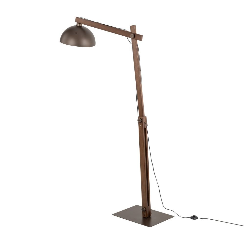 Lampa podłogowa w stylu industrialnym z brązowym, regulowanym ramieniem i metalowym kloszem. Podstawa jest prostokątna, a lampa posiada przewód z włącznikiem nożnym.