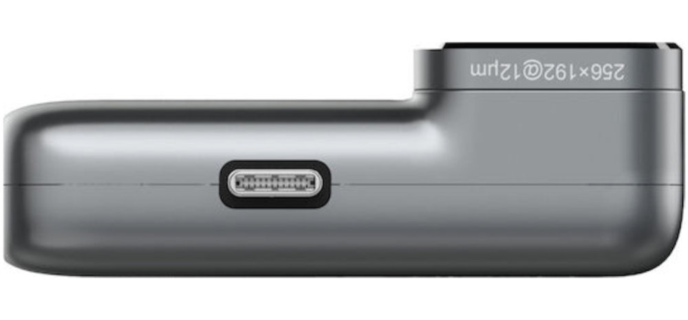 Srebrne urządzenie z portem USB-C na boku. Na górnej części widoczny napis \'256×192@12μm\'.