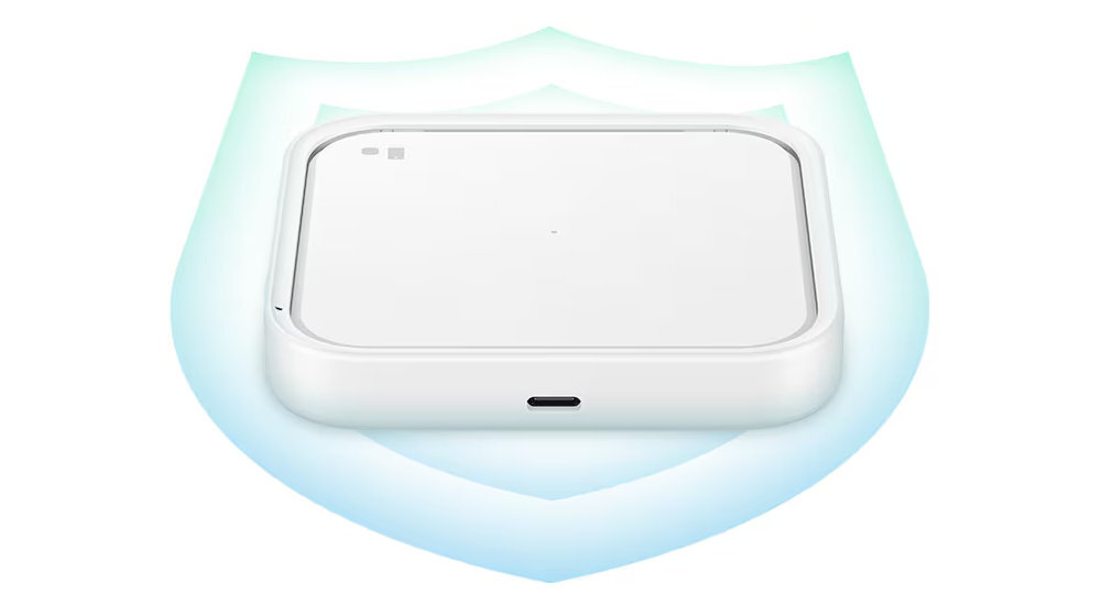 SAMSUNG Duo EP-P2400 Ładowarka 15 W urządzenia Galaxy wysoką temperaturą, wilgotnością nadmiernym nagrzewaniem automatycznie wykrywa obiekty zakłócające ładowanie pełną kompatybilność z urządzeniami Galaxy - ładowarka na białym tle