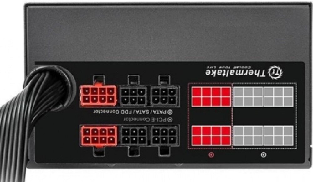Zasilacz THERMALTAKE Toughpower 650W Gold - Wbudowane gniazda