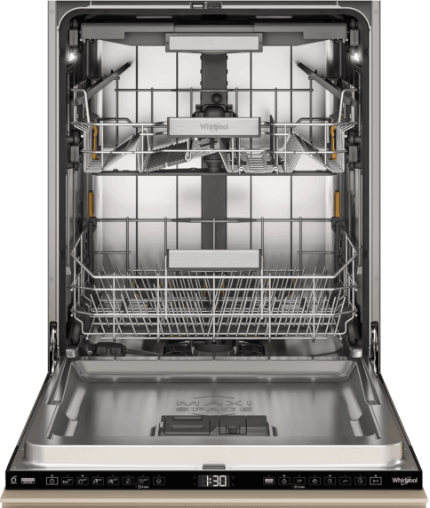 Otwarta zmywarka z widocznymi trzema koszami na naczynia i panelem sterowania z wyświetlaczem pokazującym czas 1:30. Na górnym koszu widoczny jest napis \'Whirlpool\'.