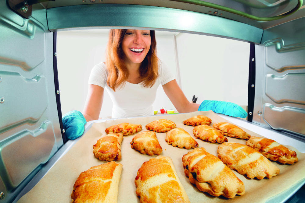 Piekarnik ELDOM PR300 Rast duza komora podswietlenie pojemnosc 28 l