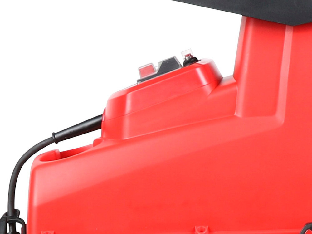 Rozdrabniacz do gałęzi FAWORYT GTR2844 elektryczny silnik o mocy 2800 W mocny zabezpieczenie przeciążeniowe uruchomienie niezwykle proste doprowadzić przewód zasilający nacisnąć przycisk START