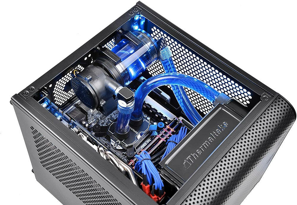 Obudowa THERMALTAKE Core V1 - Zamontowane wentylatory
