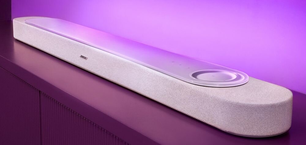 BOSE LIFESTYLE ULTRA soundbar CustomTune kalibracja pomieszczenia iOS Android dopasowanie dźwięku, soundbar na szafce