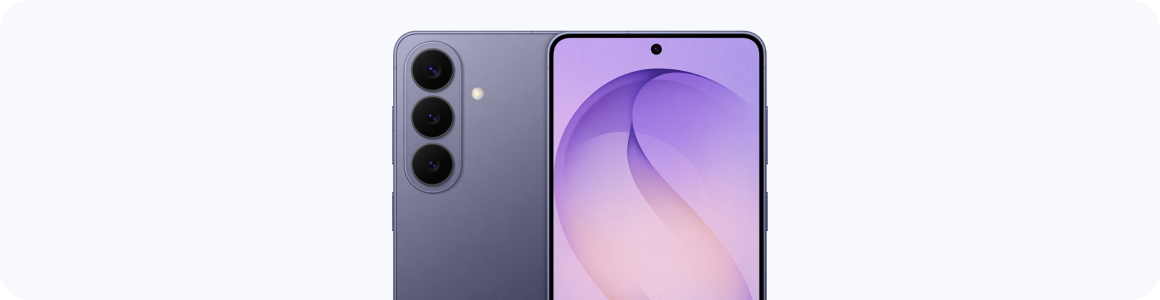 Smartfon z trzema aparatami z tyłu i ekranem z wycięciem na aparat przedni. Obudowa jest w kolorze fioletowym, a ekran wyświetla abstrakcyjny wzór w odcieniach fioletu i różu.