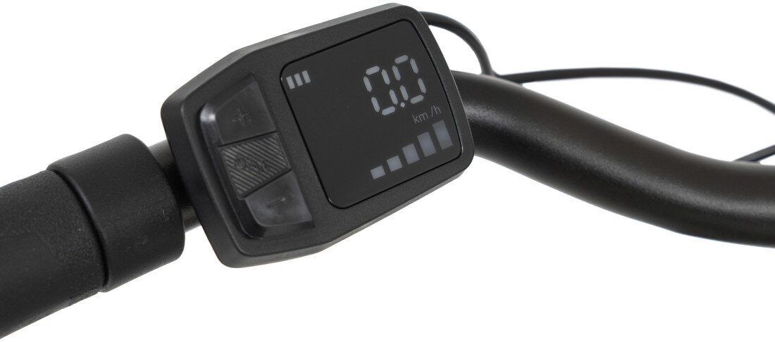 Rower elektryczny ROMET PROECO Easy Higs Step 2819OEM193-A U19 28 cali Brązowy Zbliżenie na wyświetlacz roweru elektrycznego z widocznym odczytem \'0.0 km/h\'. Obok wyświetlacza znajdują się przyciski z oznaczeniami \'+\' i \'-\'.