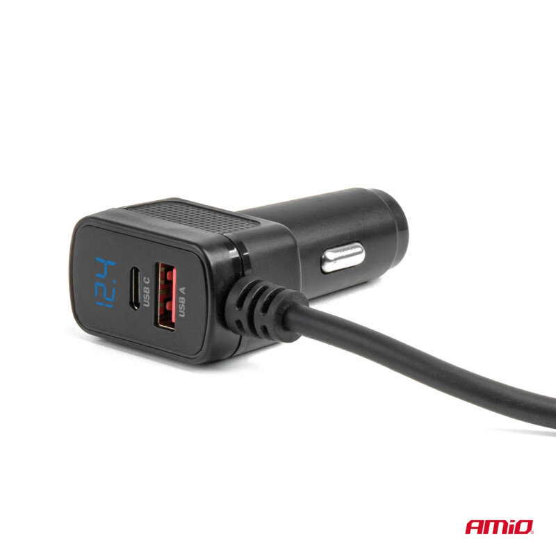 Na zdjęciu widoczny jest czarny rozgałęziacz do gniazda zapalniczki z wyświetlaczem pokazującym \'12.4\' oraz portami USB-C i USB-A. W prawym dolnym rogu znajduje się logo \'AMiO\'.