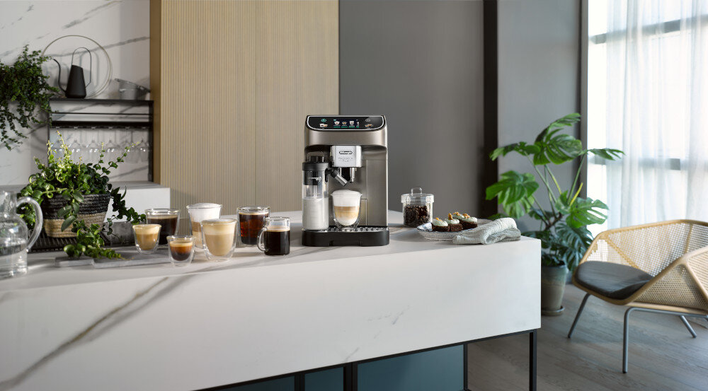 Ekspres DELONGHI Magnifica Plus ECAM320.70.TB Tytanowy 18 receptur funkcja gorącej wody gorace mleko