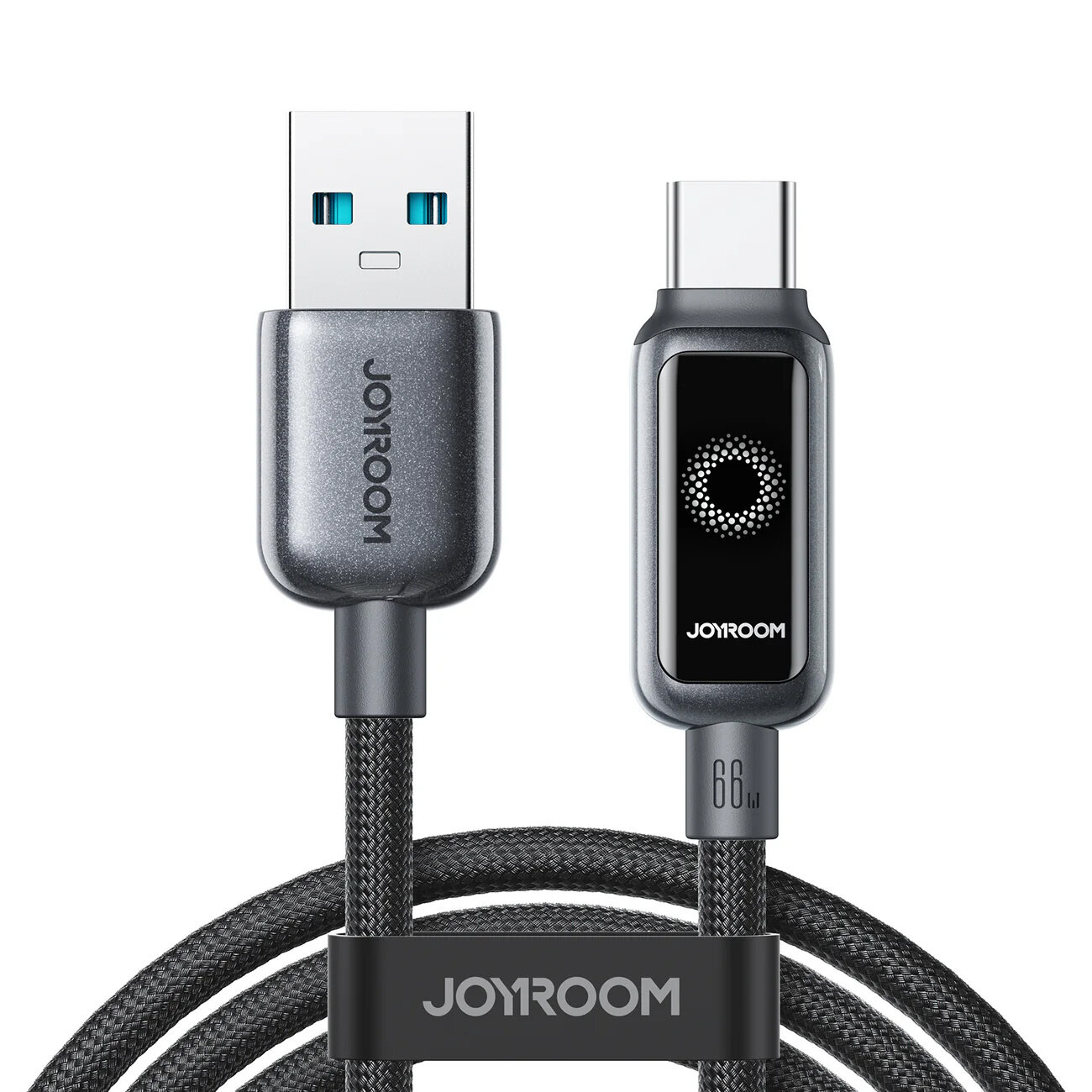Na obrazie widoczny jest kabel USB-A do USB-C z metalicznymi końcówkami, na których znajduje się logo \'JOYROOM\'. Kabel jest opleciony materiałem, a na jednej z końcówek widnieje oznaczenie \'66W\'.