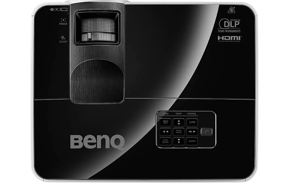 Projektor BENQ MX631ST korekcja zniekształcenia poziom oświetlenia luminacja