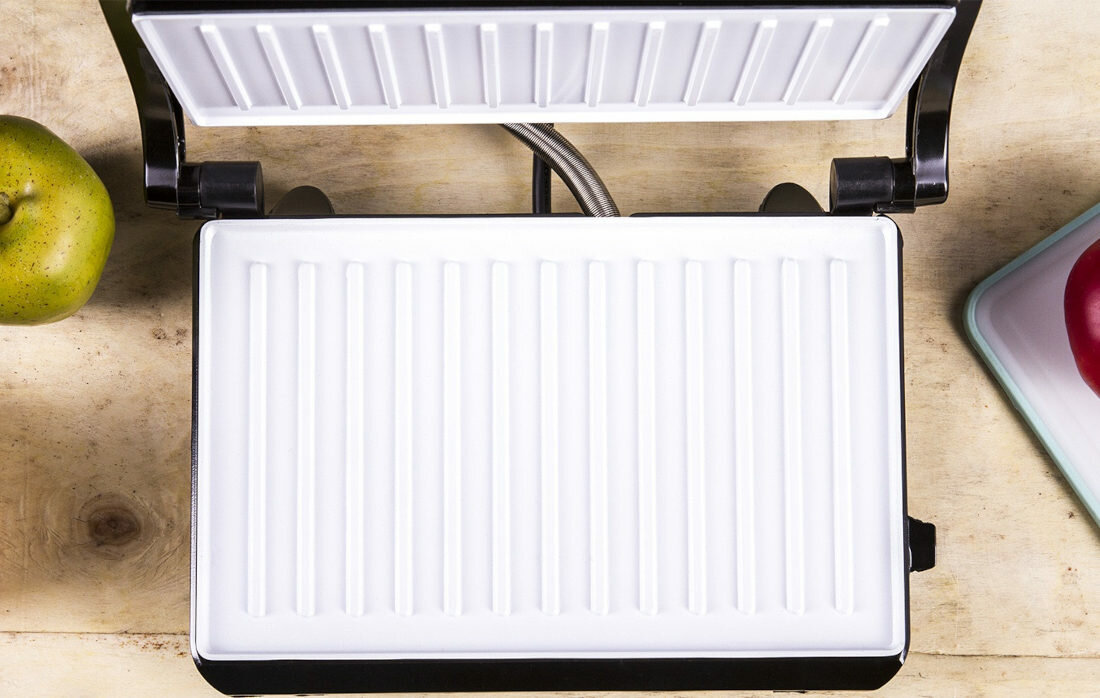 Grill elektryczny ESPERANZA EKG006 wymiary rozmiar plyty grzewnej komfort uzytkowania