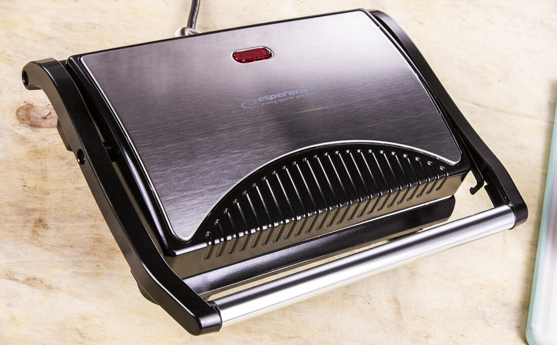 Grill elektryczny ESPERANZA EKG006 moc 750 W szybkie nagrzewanie uzytkowanie