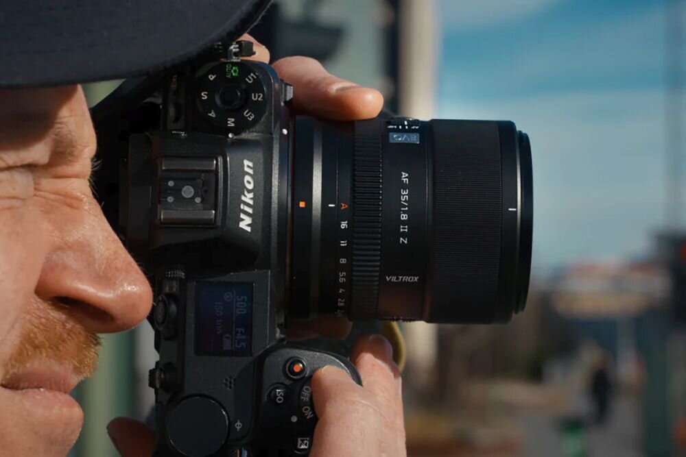 VILTROX AF 35 mm f-1.8 II EVO ogniskowa 35 mm naturalna perspektywa fotografia uliczna reportaż