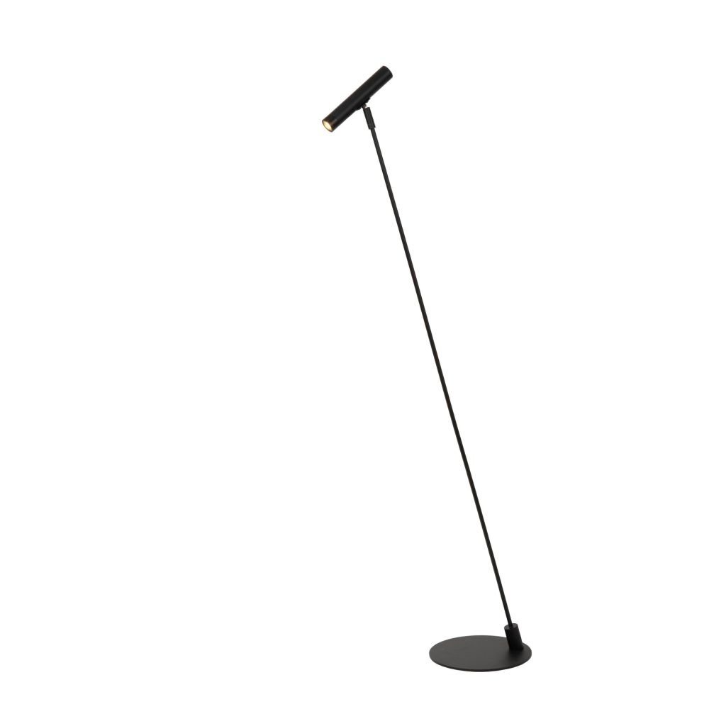 Czarna lampa podłogowa o minimalistycznym designie z okrągłą podstawą i smukłym, pochylonym trzonem zakończonym cylindrycznym kloszem.