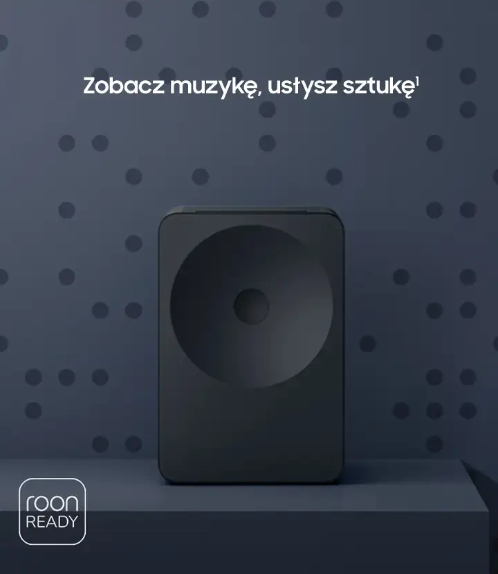 2026-hw-ls70h-kv-mo 720x830 Na obrazie widoczny jest czarny głośnik na tle ściany z wzorem kropek. Na górze znajduje się tekst: \'Zobacz muzykę, usłysz sztukę\', a w lewym dolnym rogu logo \'roon READY\'.