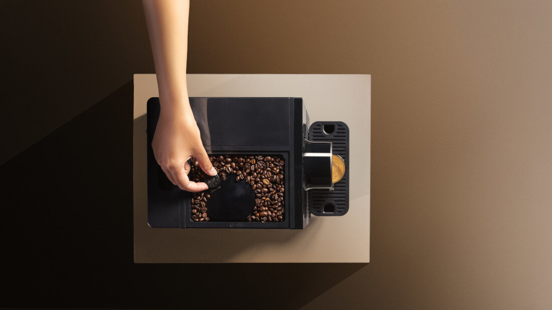 Ekspres CECOTEC Cremmaet Cube Dopasowanie do ziaren Pięć poziomów mielenia  dostosowanie grubość preferencje Żarna ze stali nierdzewnej