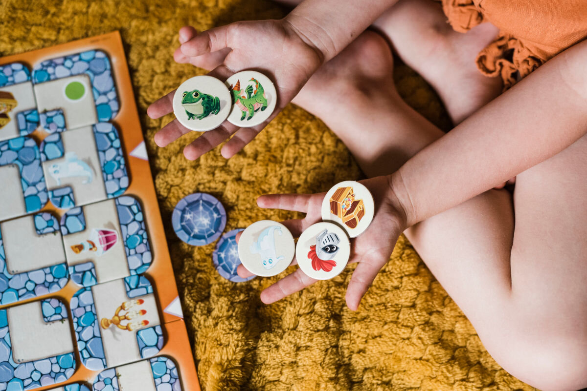 Gra planszowa RAVENSBURGER Labirynt Junior dynamika proste zasady
