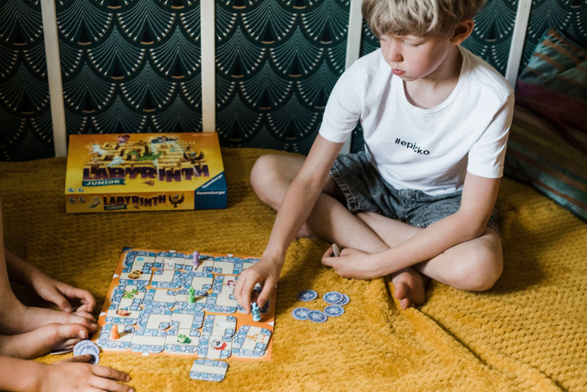 Gra planszowa RAVENSBURGER Labirynt Junior cechy gry