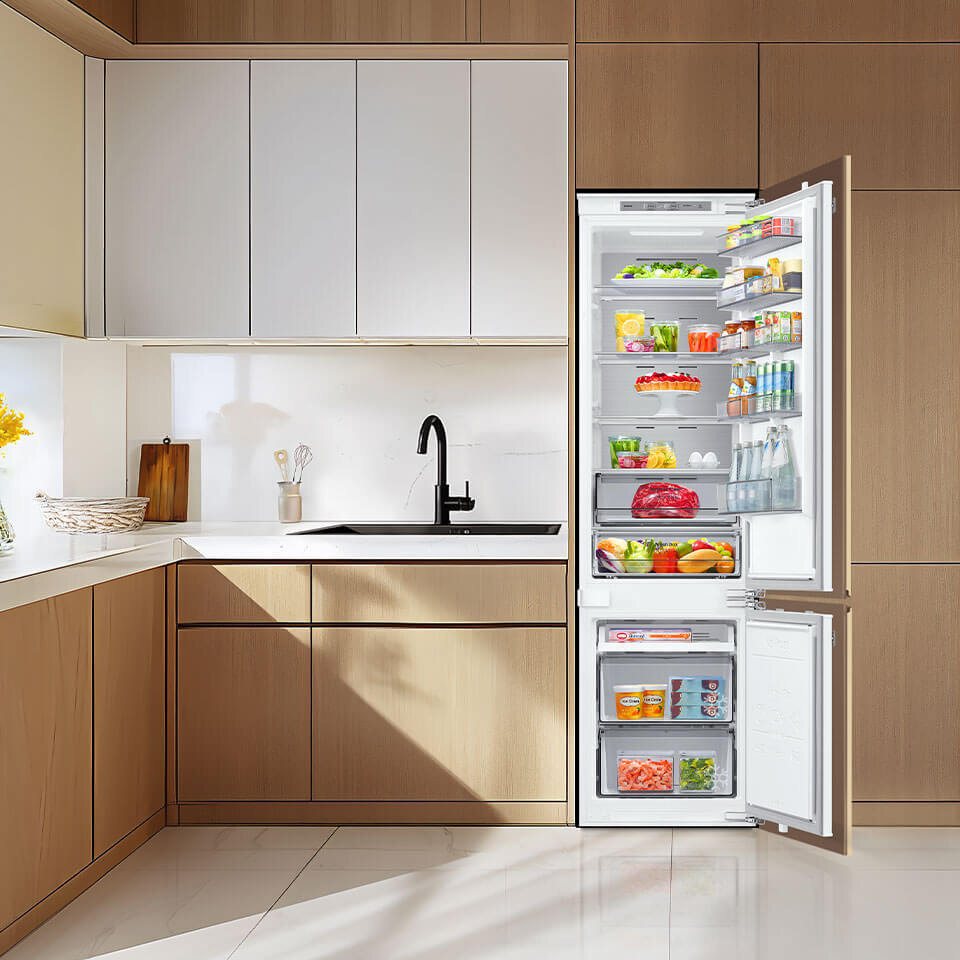 Lodówka do zabudowy z dolnym zamrażalnikiem brb80f30bef0eo i zastosowane w niej rozwiązania ograniczające zużycie prądu