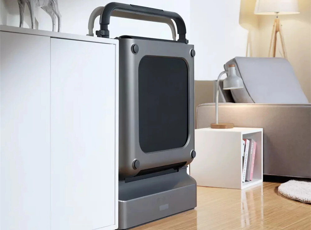 Bieżnia elektryczna KINGSMITH WalkingPad R1 Pro bardzo małe urządzenie po złożeniu zajmuje mniej niż 0,16 m2 może być ustawiona w pionie dodatkowa rolka na podstawie