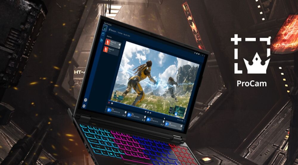 Laptop z kolorową klawiaturą wyświetla grę z postaciami w dynamicznej akcji. Obok znajduje się logo z napisem \'ProCam\'.