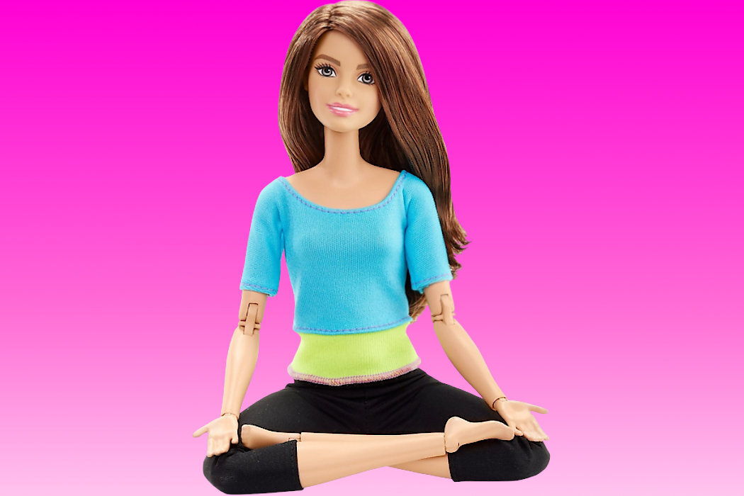 Barbie MATTEL Made to Move DPP74 ubrania