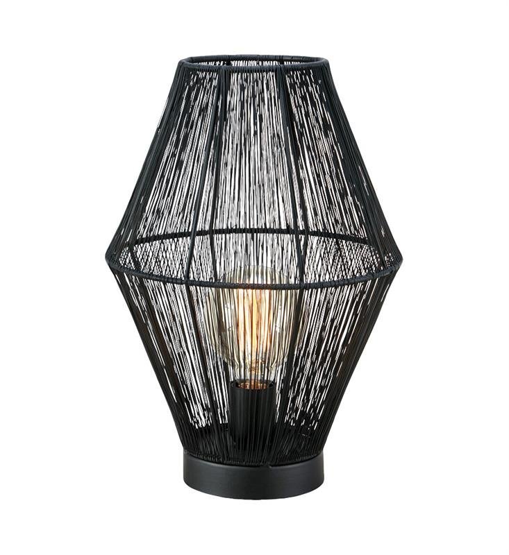 Lampa stołowa o ażurowej konstrukcji z czarnych prętów, z widoczną żarówką w środku.