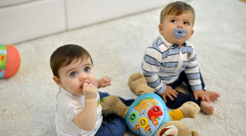 Smoczek CHICCO do uspokajania PhysioForma bez podrażnień otwory przepływ