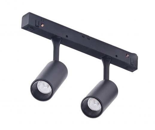 Czarny reflektor szynowy LED z dwoma cylindrycznymi lampami zamontowanymi na prostokątnej podstawie. Produkt przeznaczony do montażu na szynie magnetycznej.