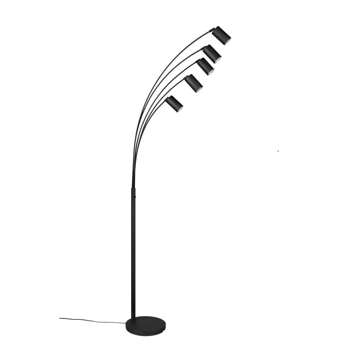 Czarna lampa podłogowa z pięcioma regulowanymi ramionami zakończonymi cylindrycznymi kloszami. Lampa stoi na okrągłej podstawie i posiada przewód zasilający.