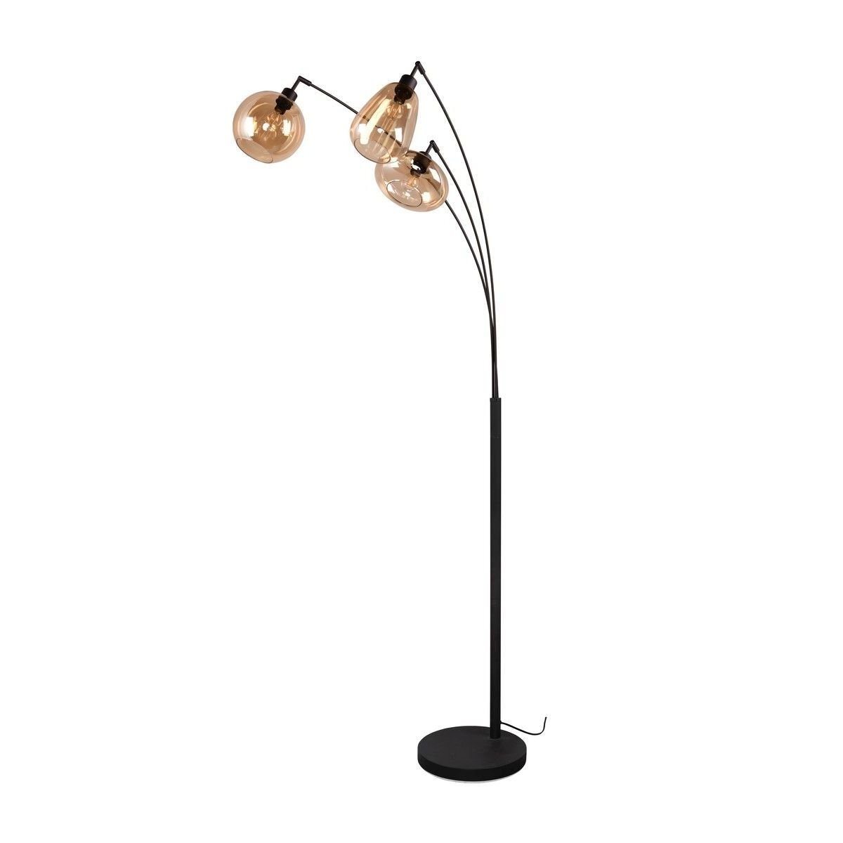 Lampa podłogowa z trzema szklanymi kloszami w kolorze bursztynowym, zamontowana na czarnym, metalowym stelażu z okrągłą podstawą.