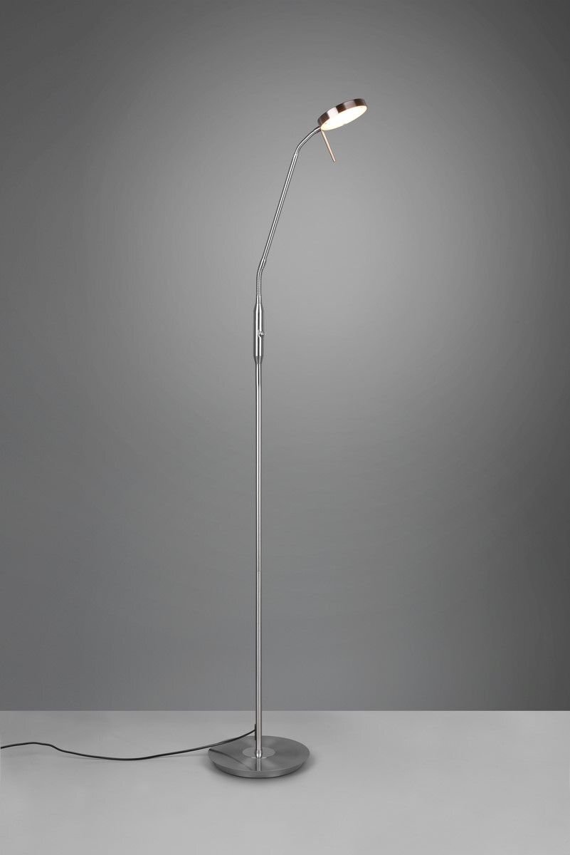Lampa podłogowa LED Trio NEMIO DL107423310 12W z metalowym stelażem i okrągłą podstawą, ustawiona na jasnym tle.