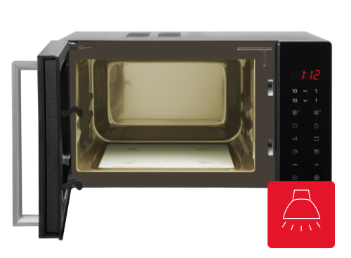 Kuchenka mikrofalowa z otwartymi drzwiczkami, widoczna komora wewnętrzna. Panel sterowania z wyświetlaczem i przyciskami, na wyświetlaczu widoczny czas 1:12.