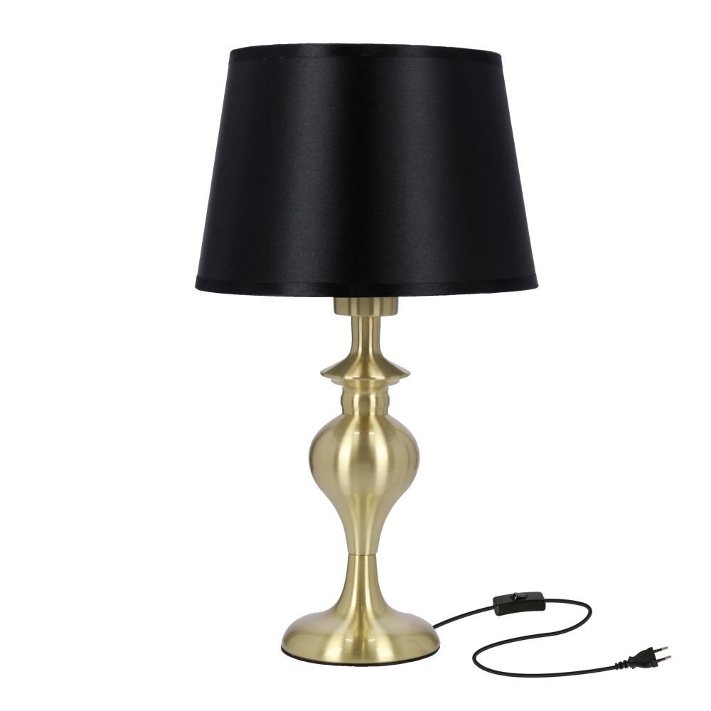 Lampa stołowa z czarnym abażurem i złotą podstawą, z widocznym przewodem zasilającym zakończonym wtyczką.