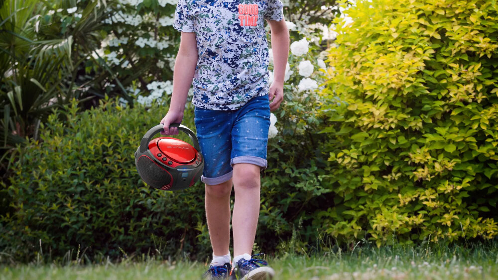 Radioodtwarzacz LENCO SCD-550 - uchwyt