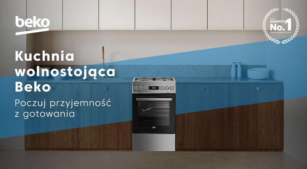 Na obrazie znajduje się kuchnia wolnostojąca Beko umieszczona w nowoczesnej kuchni z niebieskimi szafkami i blatem. Widoczny jest tekst: \'Kuchnia wolnostojąca Beko Poczuj przyjemność z gotowania\' oraz logo Beko i napis \'Europe\'s No.1\'.