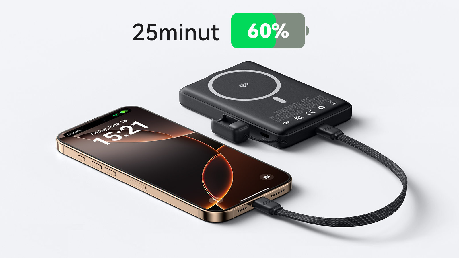 Na obrazie widać czarny powerbank z okrągłym symbolem ładowania indukcyjnego, podłączony do smartfona za pomocą kabla. Nad urządzeniami znajduje się tekst: \'25minut 60%\'.