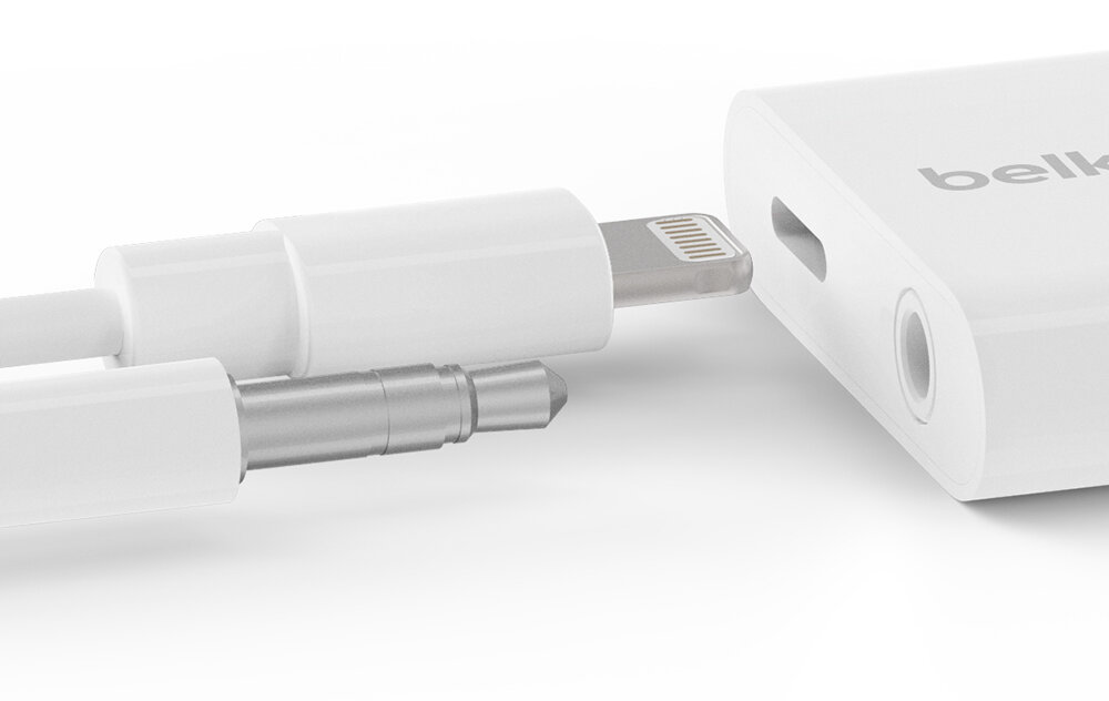 ADAPTER BELKIN LIGHTNING - 3.5 MM AUDIO + USB-C F8J212BTWHT wygląd design kolor obudowa