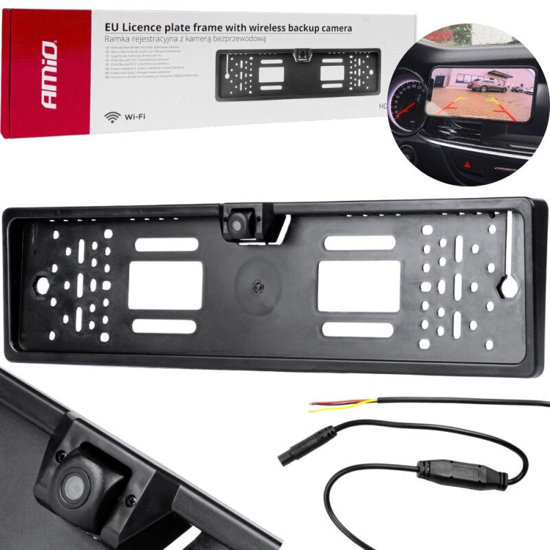 Zdjęcie przedstawia czarną ramkę tablicy rejestracyjnej z wbudowaną kamerą cofania oraz opakowanie z napisem \'EU Licence plate frame with wireless backup camera\'. Widoczny jest również przewód z wtyczką oraz ekran z obrazem z kamery cofania.