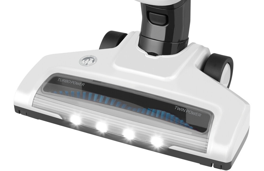 Biała głowica odkurzacza z czterema diodami LED na przodzie. Widoczny napis \'TURBO POWER\' i \'TWIN POWER\'.
