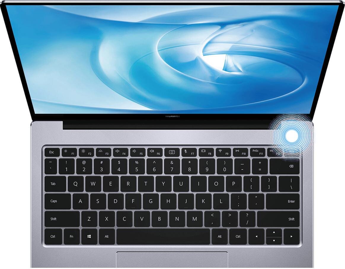 Laptop z widoczną klawiaturą i ekranem wyświetlającym niebieski wzór. Na obudowie pod ekranem znajduje się logo \'HUAWEI\'.