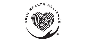 Logo przedstawia odcisk palca w kształcie serca z napisem \'SKIN HEALTH ALLIANCE\'.